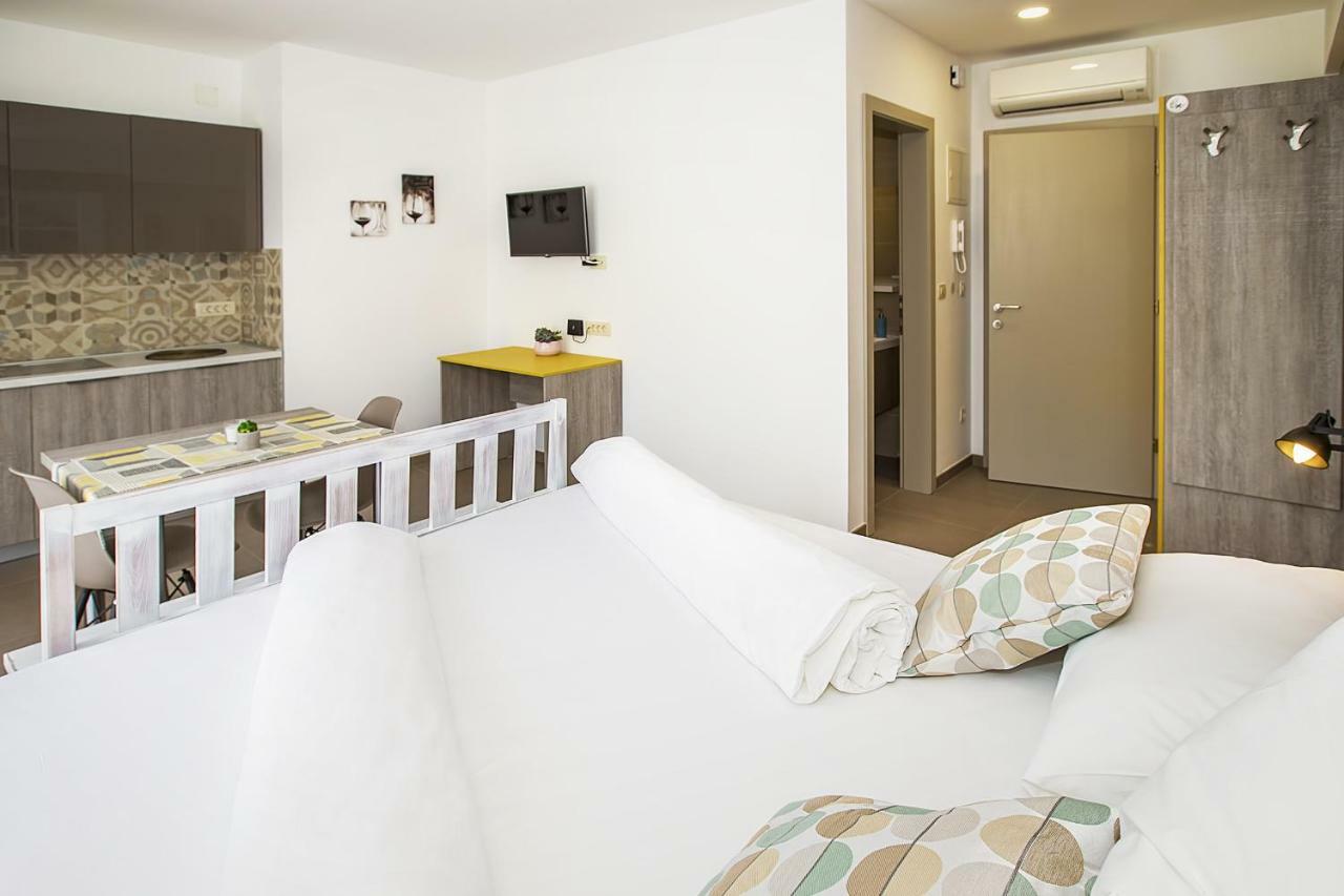 Apartments Capic Marin Baška Eksteriør billede